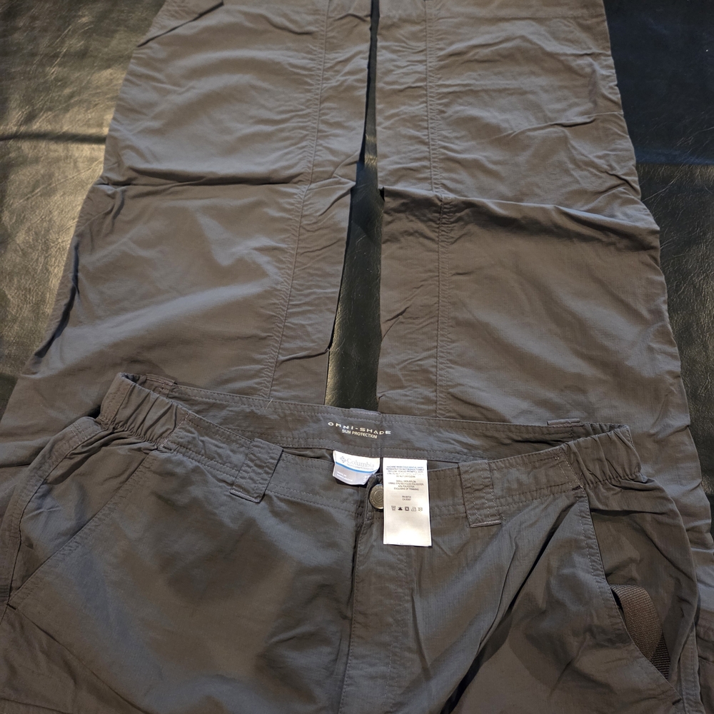 Columbia Men's Charcoal Cargo Pants
